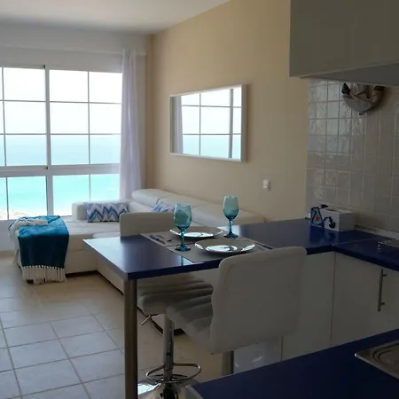 Vista Esmeralda En Playa Paraiso * Κόστα Κάλμα